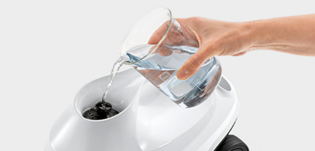 Parownica KARCHER SC 3 EasyFix Zestaw z ssawką do okien EU 1.513-664.0 Ciągła para Zbiornik o pojemności 1 litra Wydajność powierzchniowa pomaga zredukować czas porządków