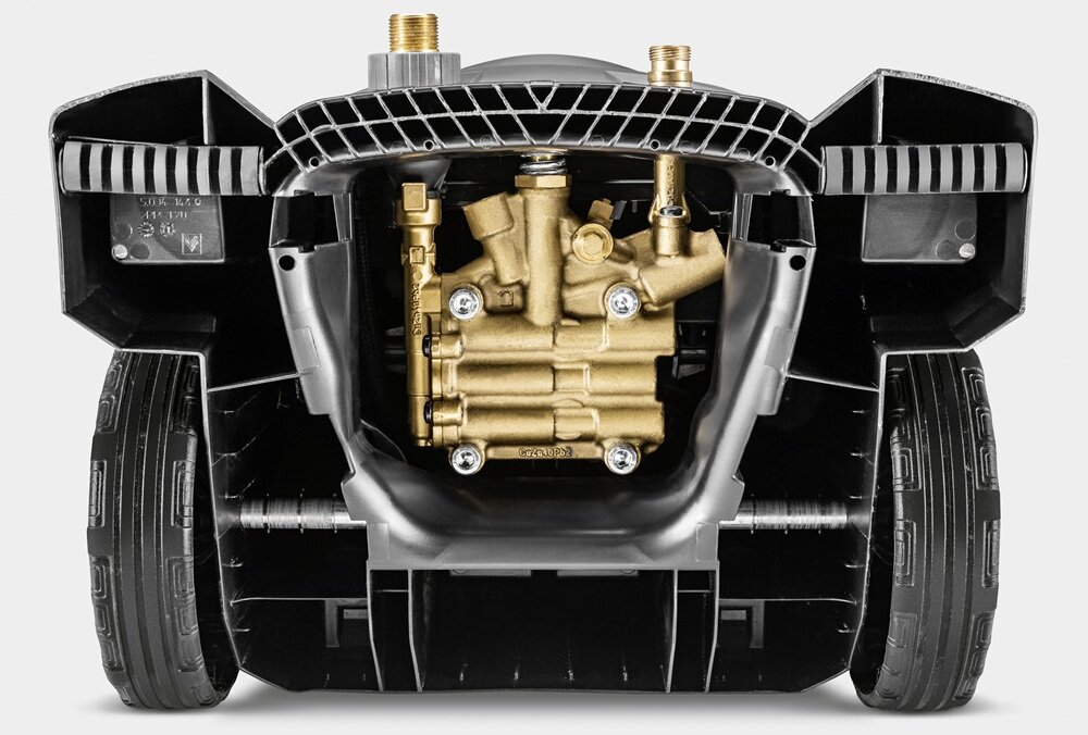 Myjka ciśnieniowa Kärcher HD 6/16-4 M Plus urządzenie w środku