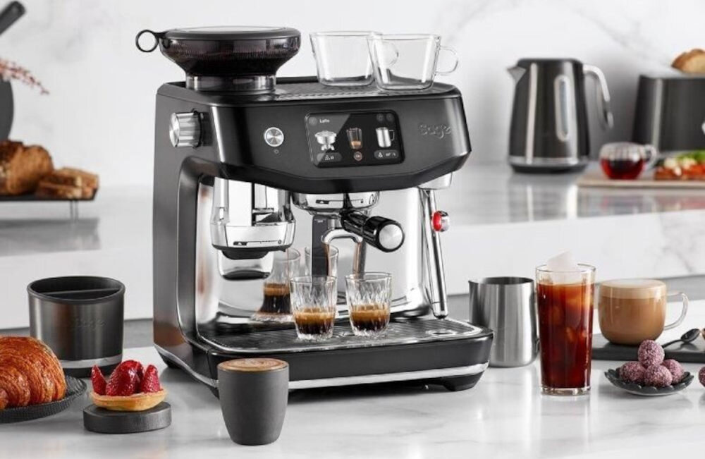 Ekspres SAGE The Oracle Jet SES985BSS Srebrny Praktyczne rozwiązania moduł Wi-Fi zdalne sterowanie personalizacja aplikacja mobilna kawa