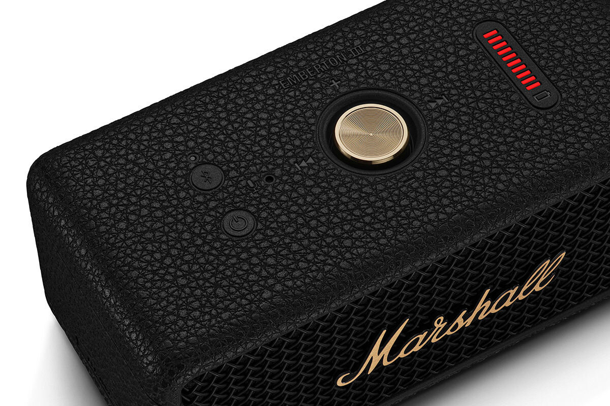 Мобільна колонка MARSHALL Emberton III Понад 32 години відтворення музики на одному заряді Золота кнопка керування Мікрофон Індикатор заряду