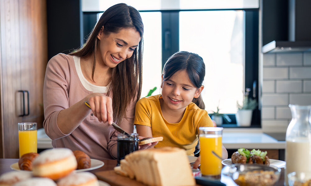 Kuchenka mikrofalowa MIDEA MBMTG925EBK 900W średnica 31.5 cm pojemność 25l Czarny technologia inverterquattro, równomierne i delikatne podgrzewanie