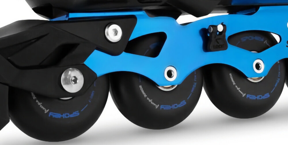 Łyżworolki SPOKEY Freespo Junior 944660 (rozmiar 35-38) zbliżenie na kółka poliuretanowe kółka PU o twardości 85A rozmiar 72x24 mm dla zakresu 35-38 kontrola jazdy odpowiednia twardość ogranicza drgania