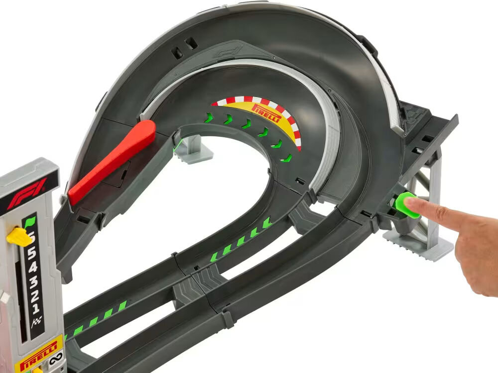 Tor Hot Wheels Grand Prix JDY16 zbliżenie na zakręt wyprzedzanie dodatkowym torem