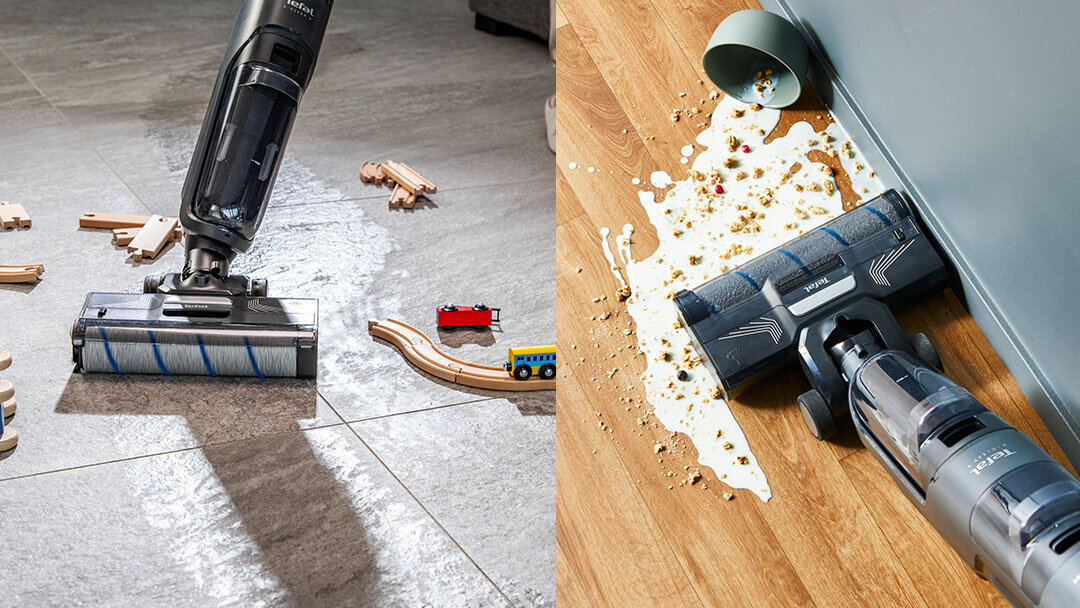 Odkurzacz TEFAL X-Clean 4 sprząta podłogę między zabawkami oraz czyści rozlane mleko z płatkami na drewnianej podłodze.