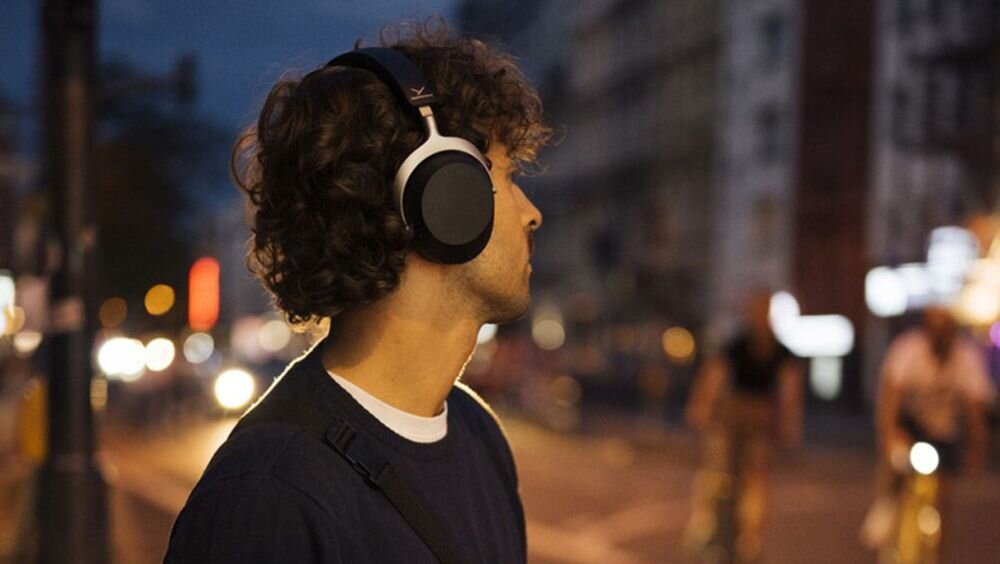 beyerdynamic AVENTHO 300