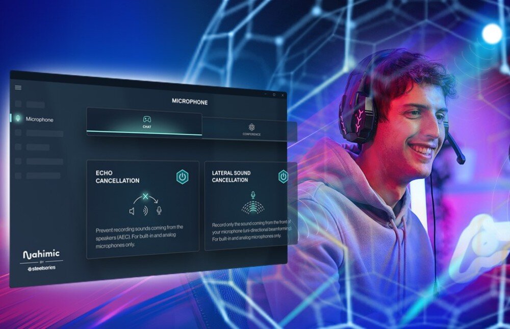 Płyta główna ASROCK B850 RIPTIDE WIFI Mężczyzna w słuchawkach gamingowych na tle interfejsu aplikacji do konfiguracji mikrofonu z widocznymi opcjami 'ECHO CANCELLATION' i 'LATERAL SOUND CANCELLATION'