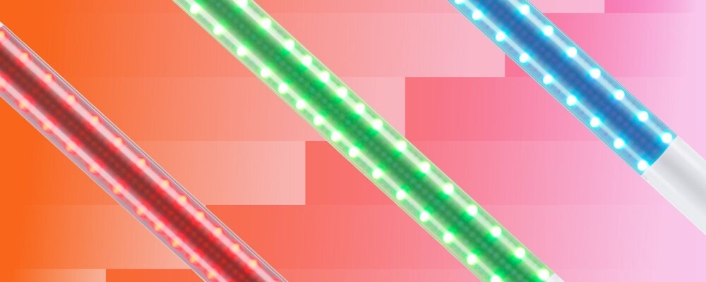 Lampa LED Yongnuo YN360 II - RGB, WB (3200 K - 5600 K) prezentacja trzech kolorów czerwonego, zielonego oraz niebieskiego