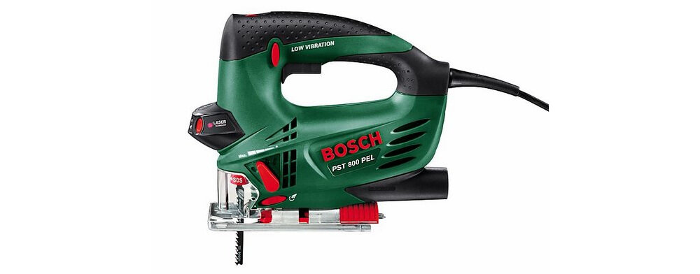 Wyrzynarka BOSCH PST 800 PEL cięcie w drewnie na głębokość do 80 mm w stali do 5 mm waga 2 kg