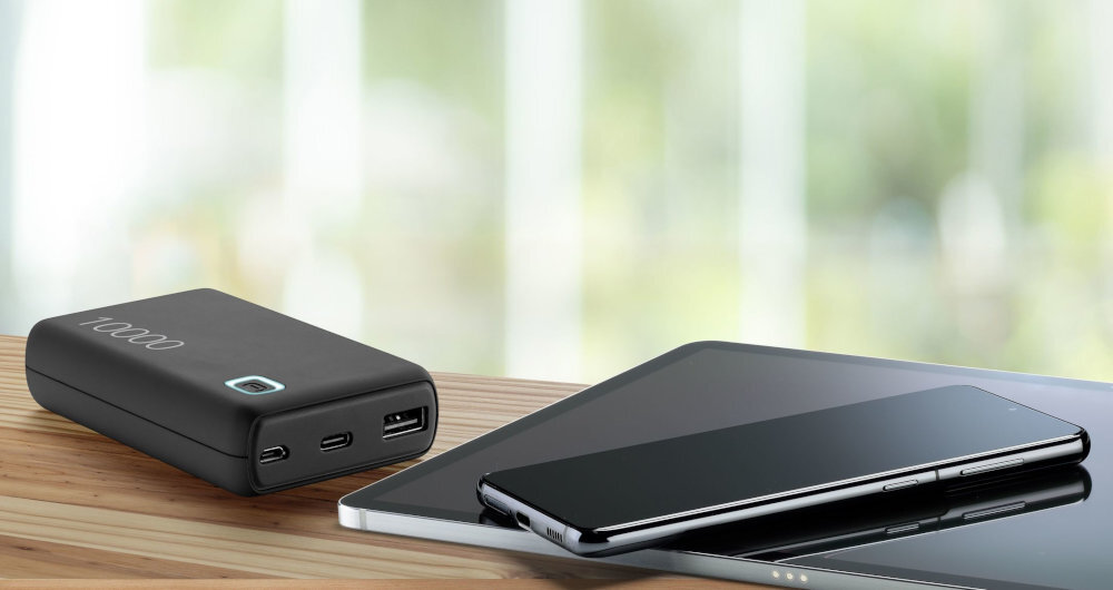 Powerbank CELLULARLINE Essence stół tablet telefon czarny matowy