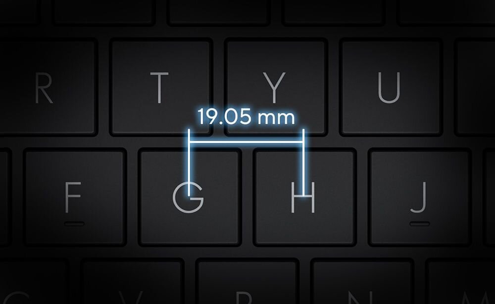 Laptop ASUS Vivobook S 16 OLED - Klawiatura laptopa w kolorze czarnym z odstępami pomiędzy środkami 19,05 mm. Nasadki klawiszy z odstępami pomiędzy środkami 19,05 mm, pełnowymiarowy rozstaw klawiszy