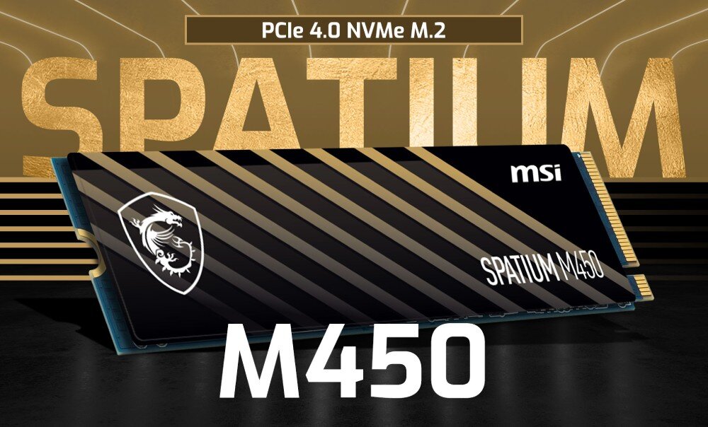 Dysk MSI Spatium M450 V1 1TB SSD Dysk SSD M.2 MSI Spatium M450 z logo MSI oraz napisem 'PCIe 4.0 NVMe M.2' i 'SPATIUM' na złotym tle