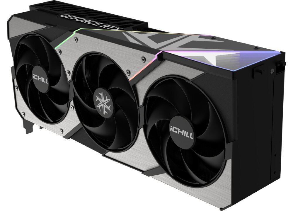 Karta graficzna INNO3D GeForce RTX 5090 iCHILL X3 32GB Zbliżenie na kartę graficzną w poziomie, podkreślające metaliczną powierzchnię, subtelne podświetlenie ARGB i masywną konstrukcję układu chłodzenia