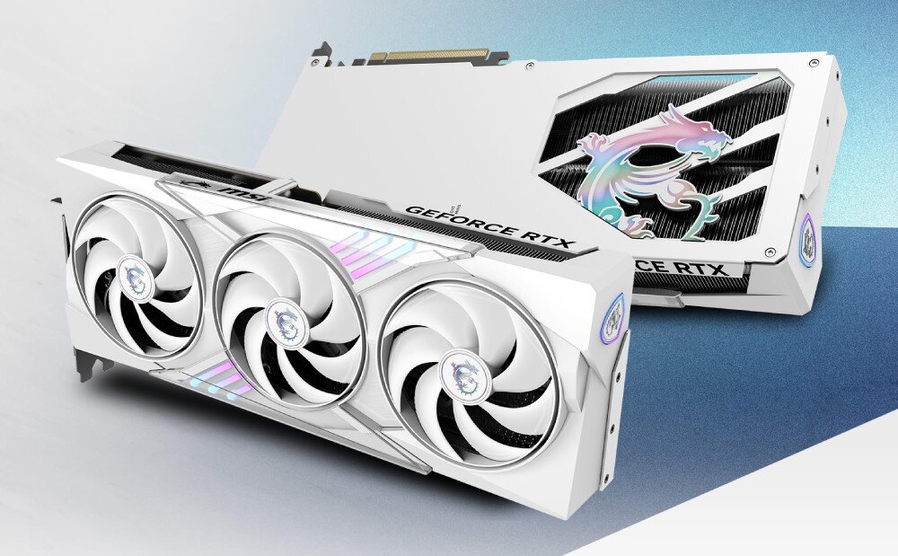 Karta graficzna MSI GeForce RTX 5080 Gaming Trio OC White 16GB Widok na kartę z obu stron – z przodu trzy wentylatory, z tyłu podświetlone logo MSI na metalowej płycie