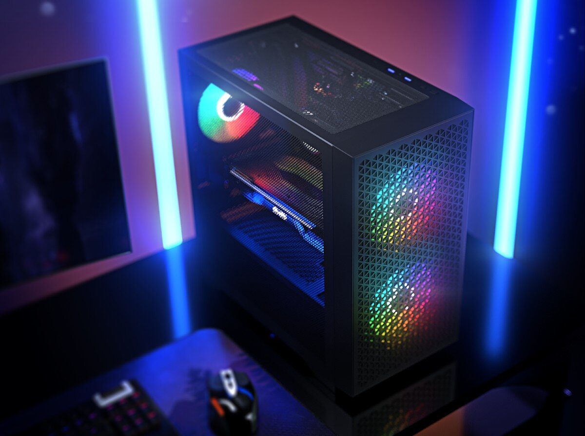Obudowa LOGIC Dart Pro ARGB Mini Czarny Zdjęcie przedstawia komputer stacjonarny umieszczony na biurku z podświetleniem LED. Obudowa ma widoczne wentylatory z kolorowym oświetleniem RGB. Na biurku leżą również klawiatura i mysz komputerowa, opis