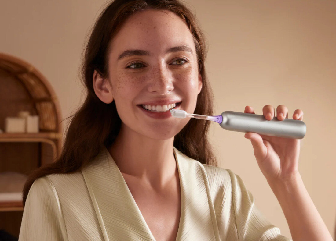 Szczoteczka soniczna DREAME Mova Fresh Pro Czarny Skuteczne czyszczenie Technologia soniczna 3D z ruchem do 69 000 uderzeń na minutę utrzymuje świeżość i wspiera zdrowie dziąseł