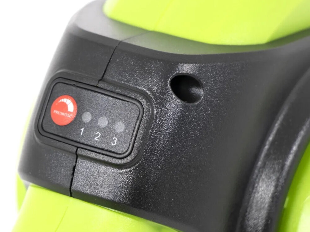 Dmuchawa do liści akumulatorowa 4GARDEN (bez akumulatora) AD261 zbliżenie na wskaźnik prędkości płynna regulacja prędkości w trzech poziomach 169, 223 i 288 km/h bezpieczeństwo i wszechstronność pracy niższe obroty przy delikatnych powierzchniach najwyższy poziom mocy skutecznie usuwa mokre liście i ciężkie zanieczyszczenia