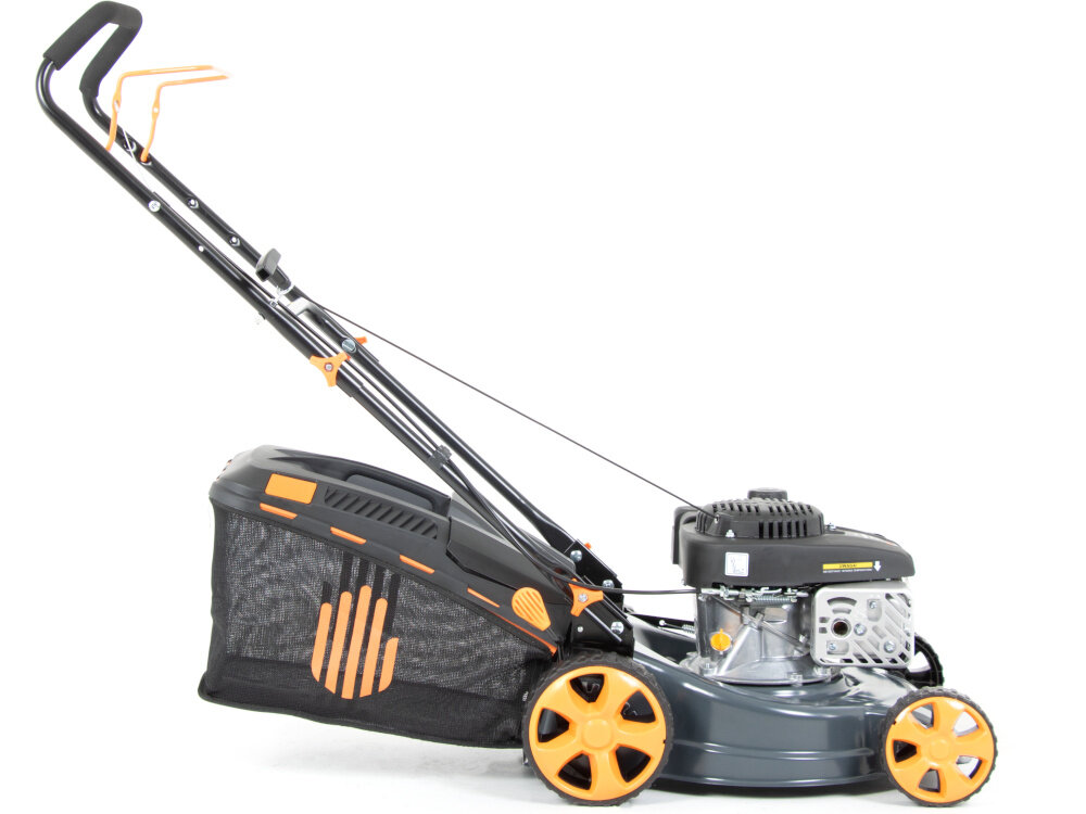 Kosiarka spalinowa HANDY SH41P123L Loncin LC1P65FE-3 410mm 2.1kW kosiarka na białym tle widoczna z boku solidna kosiarka spalinowa Mocny, czterosuwowy silnik do pracy na małych i średnich powierzchniach (do 600 m2) Lekka konstrukcja ergonomiczna rączka