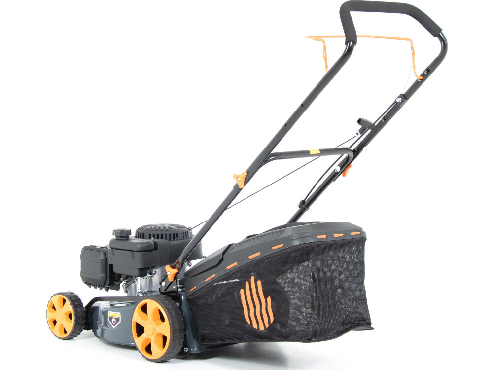 Kosiarka spalinowa HANDY SH41P123L Loncin LC1P65FE-3 410mm 2.1kW kosiarka na białym tle widoczna od tyłu pod skosem komfortowy uchwyt miękkie wykończenie pewny chwyt chroni dłonie przed odciskami i otarciami uchwyt można złożyć