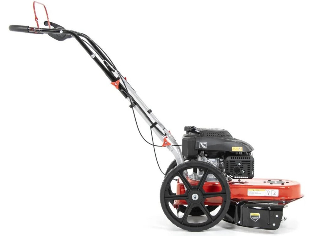 Kosiarka żyłkowa FAWORYT DK560 Ducar DVO160 560mm 3kW kosiarka na białym tle widoczna z boku ustawienie jednej z trzech wysokości cięcia od 40 do 95 mm precyzyjna regulacja estetyczny wygląd trawy wspiera jej zdrowy wzrost