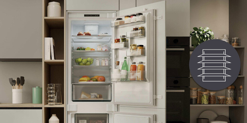 LODÓWKA CANDY ECNBQL3518EV FRESCO 400 wizualizacja kuchnia otwarta wnętrze półki produkty ikona Cztery półki w chłodziarce regulacja porządek łatwy dostęp