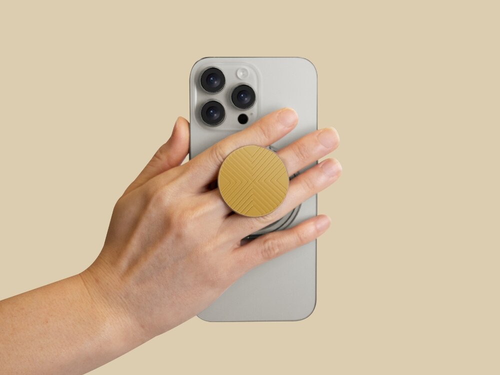 Uchwyt magnetyczny UNIQ GripFit 360 Magnetic Mount&Kickstand uchwyt przyczepiony do telefonu