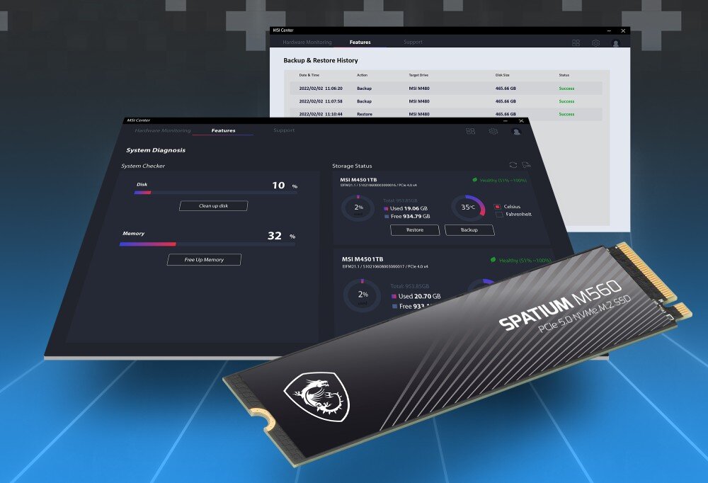 Dysk MSI Spatium M560 Interfejs oprogramowania z informacjami o stanie dysków i kopiami zapasowymi, na pierwszym planie leżący dysk z napisem 'Spatium M560 PCIe 5.0 NVMe M.2 SSD', aplikacja, funkcje, kopie zapasowe