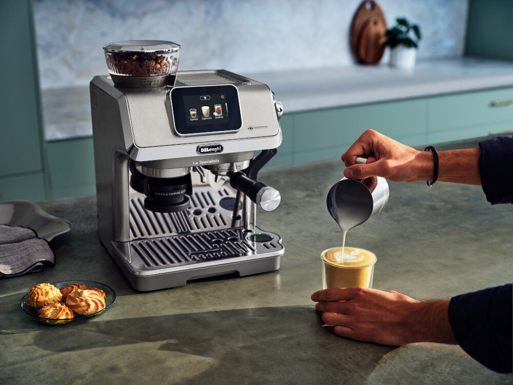 Ekspres DELONGHI La Specialista Touch EC9455.M (Cold Brew) mleczna pianka System Auto LatteArt cztery poziomy temperatury pięć stopni regulacji tekstury pianki cappuccino, latte czy flat white