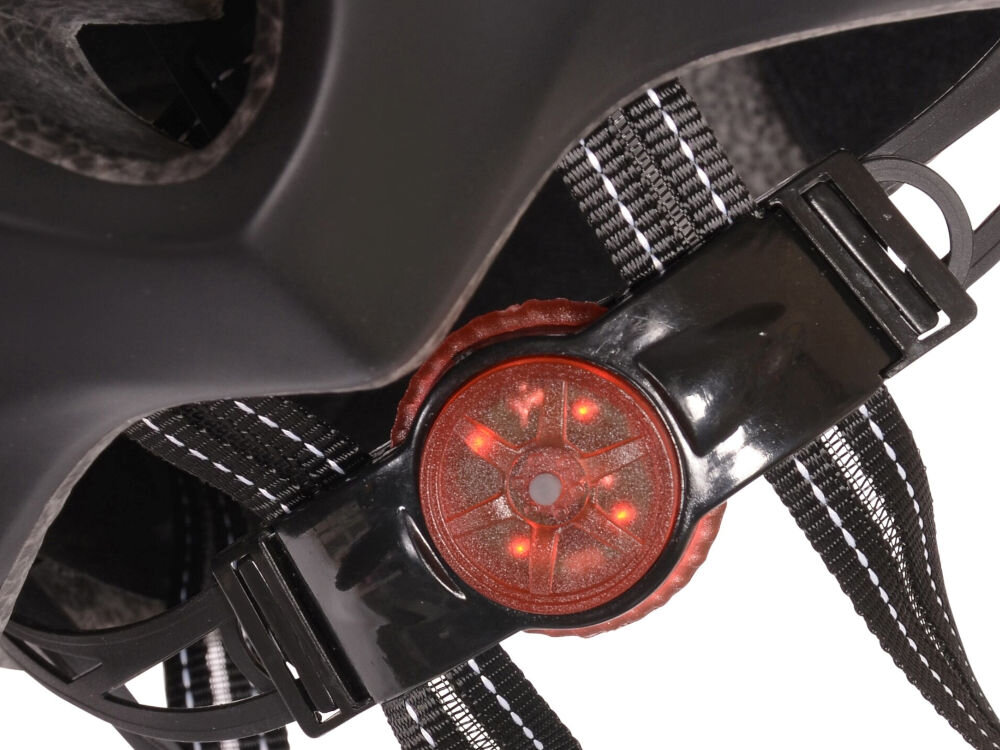 Kask rowerowy VÖGEL VKA-944 Czarny MTB zbliżenie na lapkę na tyle kasku ochrona bezpieczeństwo widoczność na drodze