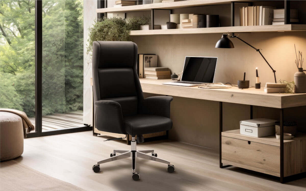 Fotel MARK ADLER Boss 5.6 Czarny, komfort, praca, wygoda, lędźwia, fotel w pokoju biurowym przy biurku