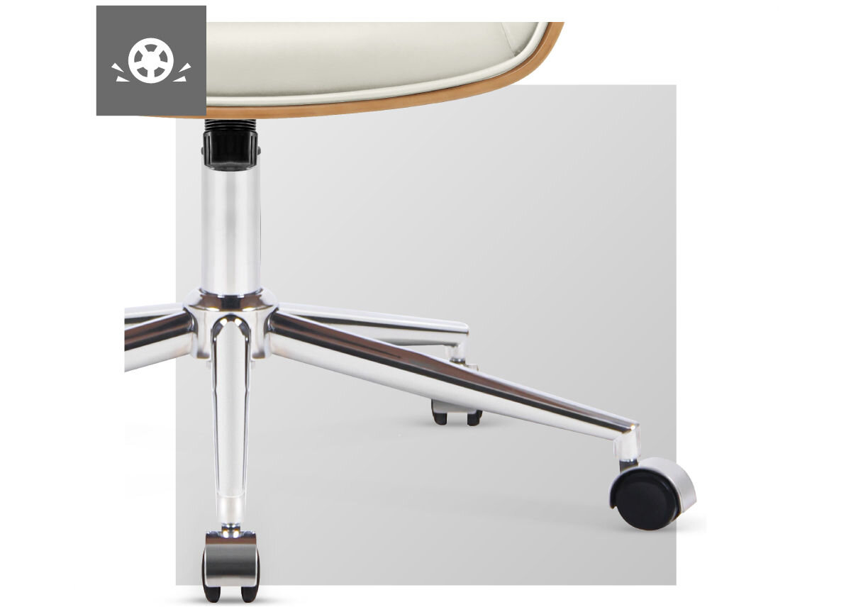 Fotel MARK ADLER Boss 8.0 Beżowy, poliuretanowo-kauczukowe, kółka, przesuwanie, płynne, na białym tle zbliżenie na podstawę i kółka fotela