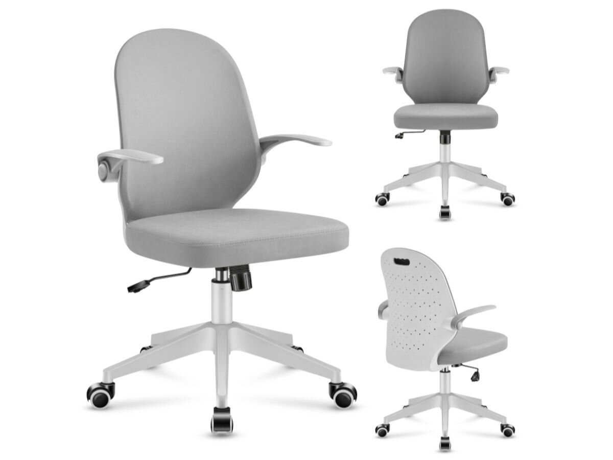 Fotel MARK ADLER Junior 4.0 Szary, odpornośc, trwałośc, regulacja, funkcje, na białym tle fotel w 3 pozycjach obrotu