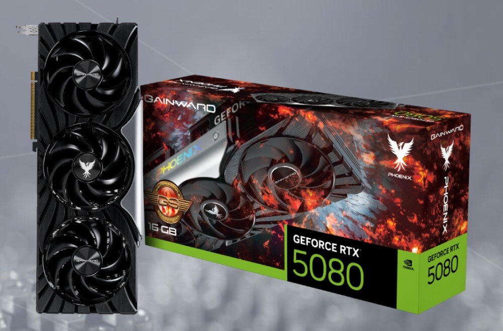Karta graficzna GAINWARD GeForce RTX 5080 Phoenix GS 16GB DLSS 4 Karta graficzna z trzema wentylatorami przedstawiona obok opakowania z grafiką feniksa na tle szarych wzorów
