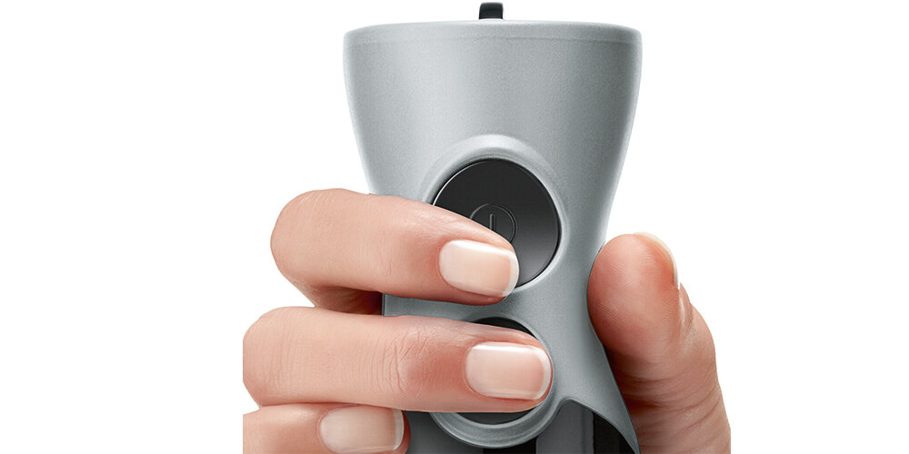 Blender BOSCH ErgoMixx MSM67170 zdjęcie lifestyle Intuicyjna obsługa Dwa przyciski sterujące  Tryb standardowy funkcja Turbo