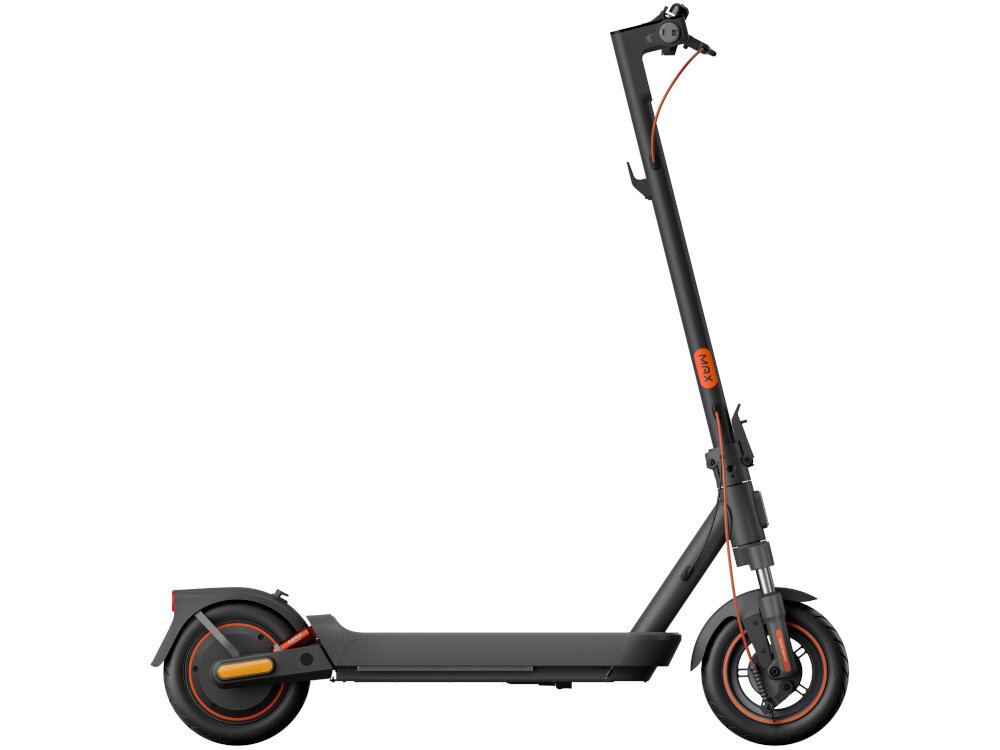 Hulajnoga elektryczna XIAOMI Scooter 5 Max 60km 400W 10 cali Czarny hulajnoga na białym tle widoczna z boku 3 tryby jazdy tryb pieszy – prędkość do 6 km/h tryb standardowy - prędkość do 15 km/h tryb sportowy - prędkość do 20 km/h