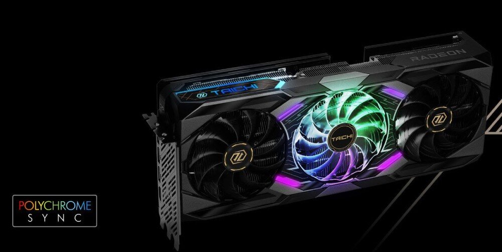 Karta graficzna ASROCK Radeon RX 9070 XT Taichi OC 16GB Karta graficzna z włączonym podświetleniem RGB na wentylatorze i boku obudowy z logo 'POLYCHROME SYNC' na czarnym tle, podświetlenie