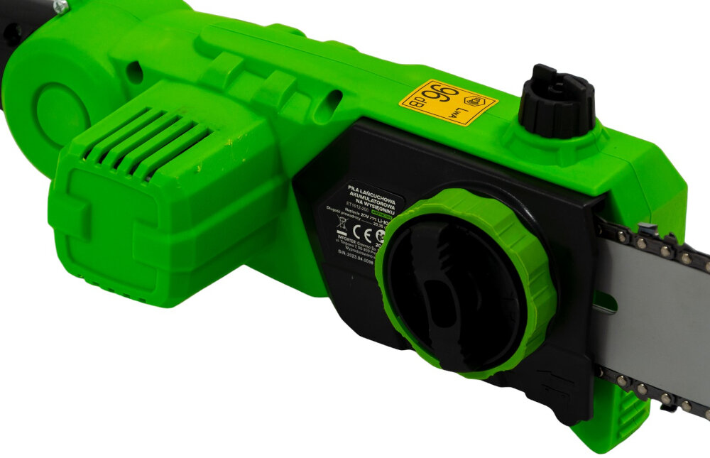 Piła akumulatorowa GREENSO UAO007 + Ładowarka UAO003 + Akumulator UAO002 4.0Ah zbliżenie na pokrętło do napinania beznarzędziowy mechanizm napinania i wymiany łańcucha oszczędza czas ciągłość pracy płynność cięcia praca staje się bardziej efektywna i wygodna