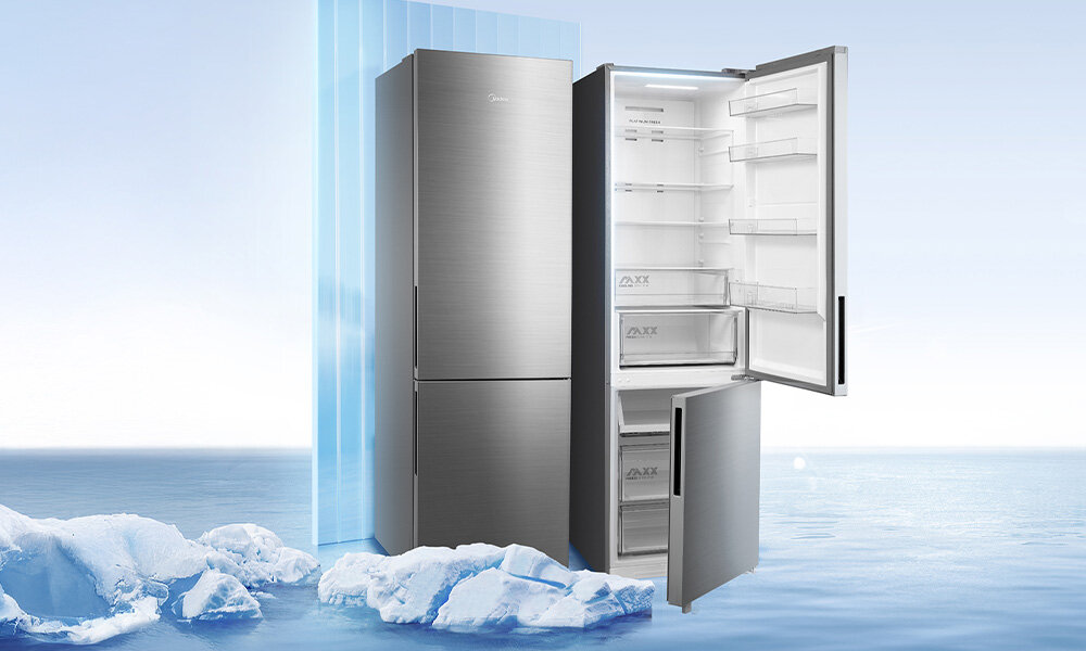 LODÓWKA MIDEA MDRB600MME46 wizualizacja lifestyle duża pojemność chłodziarka zamrażarka wygodne przechowywanie żywność praktyczne szuflady owoce warzywa wytrzymałe półki szklane organizacja wnętrza funkcjonalność komfort użytkowania