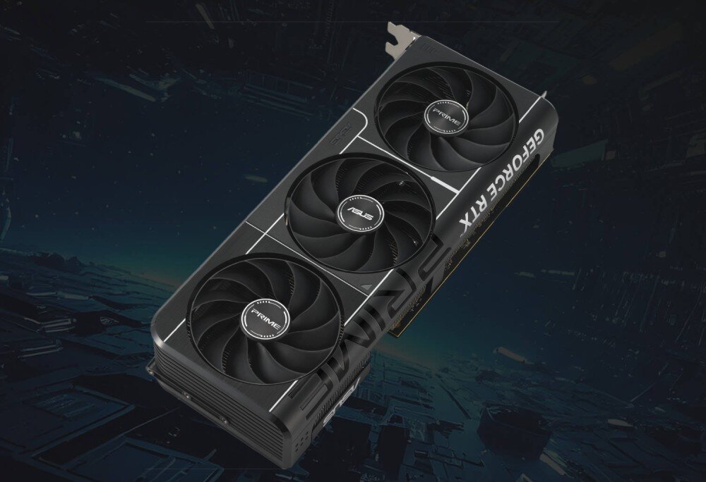 Karta graficzna ASUS GeForce RTX 5080 Prime 16GB Karta graficzna w pozycji leżącej, widoczna od strony wentylatorów. Efektowne oświetlenie tła nadaje futurystyczny wygląd