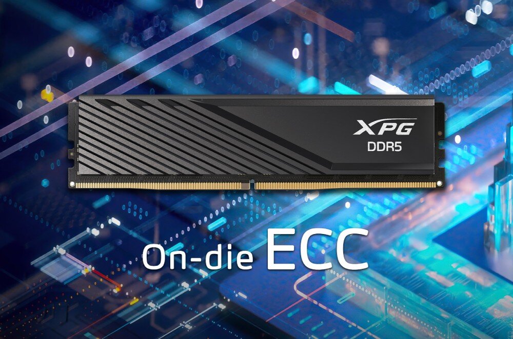 Pamięć RAM XPG Lancer Blade Moduł pamięci RAM prezentowany poziomo na niebieskim tle technologicznym, pod nim znajduje się duży biały napis 'On-die ECC', korekcja błędów