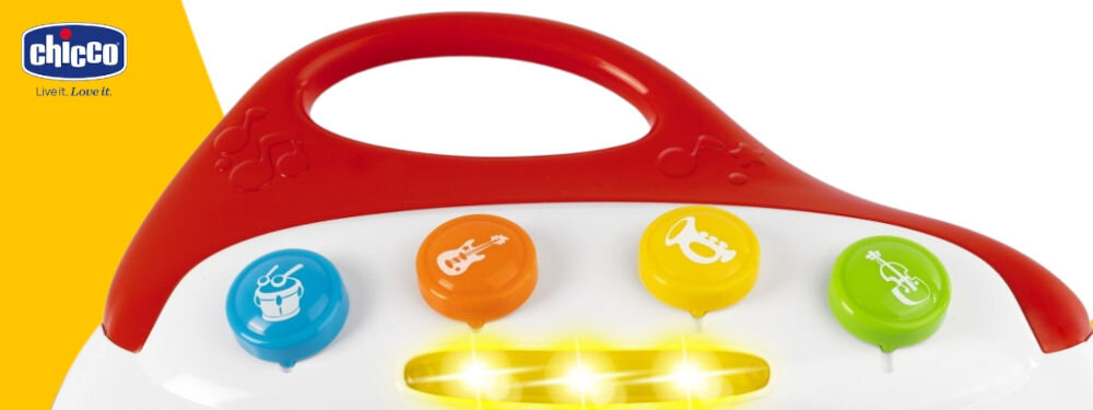 Zabawka pianino CHICCO 00012242000000 zbliżenie na kolorowe przyciski z ilustracjami podświetlenie biało żółte tło kolorowe klawisze rozwijanie zdolności muzycznych i poczucia rytmu tryb kompozycji tworzenie własnych melodii stymulacja wyobraźni i kreatywności wspomaga również koordynację ręka-oko i precyzyjność ruchów świecące klawisze angażują zmysł wzroku i słuchu wspieranie ogólnego rozwoju sensorycznego dziecka