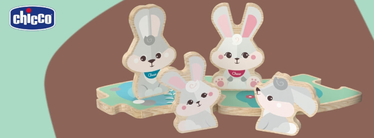 Zabawka CHICCO My Wood Friends Drewniana rodzinka 2 Króliczki Zestaw Mama 00012208200000
drewniane figurki, widoczne na bokach figur naturalne warstwy drewna, pomoc w budowaniu więzi z otoczeniem,
zielono-brązowe tło, zabawki, logo producenta