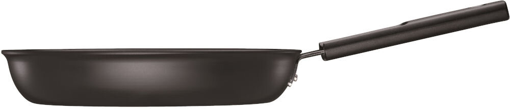Patelnia FISKARS Hard Face 1075521 30 cm białe tło czarna patelnia stoi bokiem rączka Uchwyt z trwałego i wysokiej jakości tworzywa sztucznego komfort użytkowania ergonomiczny kształt pewny stabilny chwyt maksymalne bezpieczeństwo wygoda pracy możliwość używania jej w piekarniku (do 150°C) wszechstronna do smażenia zapiekania potraw