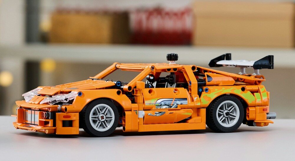 LEGO 42204 Technic Fast and Furious Toyota Supra MK4 kv lifestyle początek opisu sekcja nagłówkowa