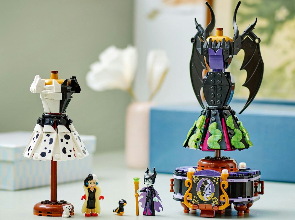 LEGO 43262 Disney Suknie Diaboliny i Cruelli De Mon kv lifestyle początek opisu sekcja nagłówkowa