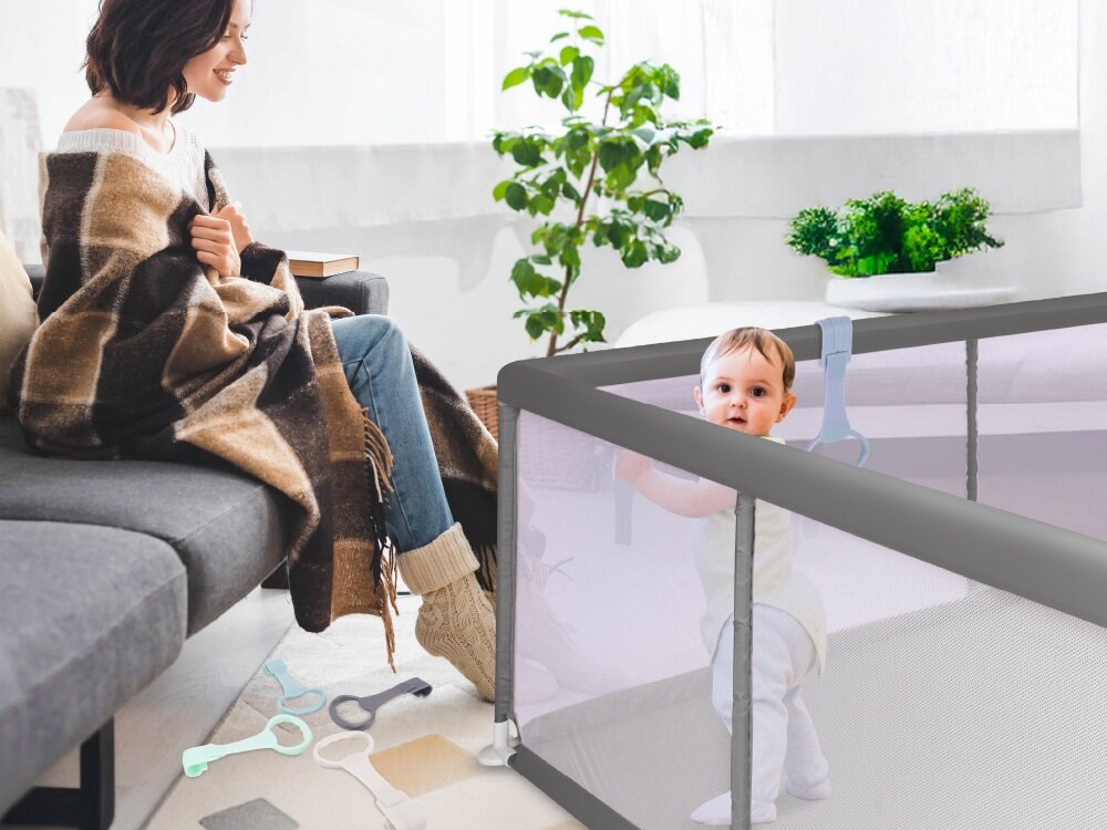 Kojec SUN BABY Z-B02.008.0.1-B13.001.0.1 przestronna przestrzeń do zabawy, wysokie ścianki, stabilna konstrukcja, bezpieczne otoczenie