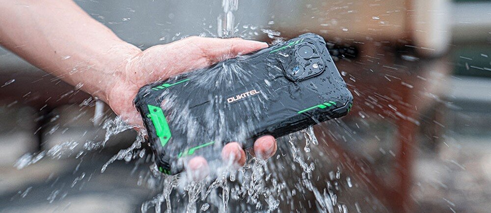Smartfon OUKITEL WP32 Pro  polewany wodą  