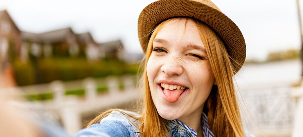 Smartfon OUKITEL WP32 Pro  Selfie kobiety 