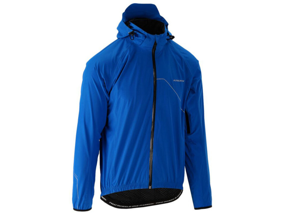 Kurtka rowerowa KROSS Hardshell Rainy (rozmiar S) Niebieski kurtka na białym tle widoczna od przodu pod skosem waga 494 g rozmiar S dla osób o obwodzie klatki piersiowej 113-116 cm talii 111-114 cm precyzyjne dopasowanie ergonomiczne proporcje długość 65,5 cm elastyczny materiał