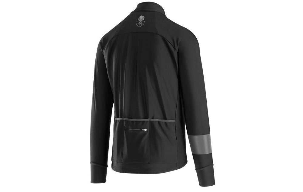 Kurtka rowerowa KROSS Vojago (rozmiar M) Czarny kurtka na białym tle widoczna od tyłu od skosem z połączenia poliestru i elastanu ultralekkia waga 250 g wytrzymała pozwala skórze oddychać komfort termiczny optymalna temperatura ciała