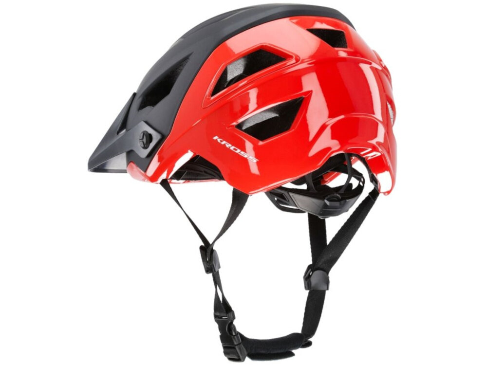 Kask rowerowy KROSS Saltare Czarny MTB (rozmiar M) kask na białym tle widoczny od tyłu pod skosem regulacja rozmiaru 54-58 cm regulowane paski można dopasować kask do indywidualnych potrzeb użytkownika stabilne mocowanie bezpieczeństwo i komfort w rozmiarze M